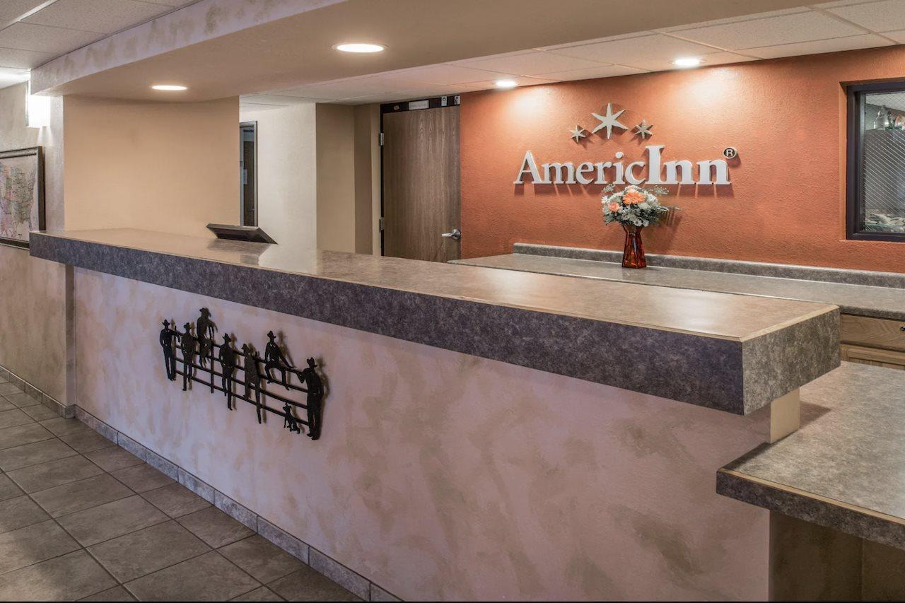 AmericInn by Wyndham Belle Fourche Exterior foto